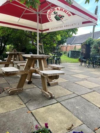 Thorverton Arms Dış mekan fotoğraf